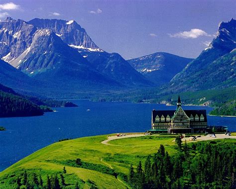 Waterton Lakes National Park Of Canada Wallpapers - Wallpaper Cave