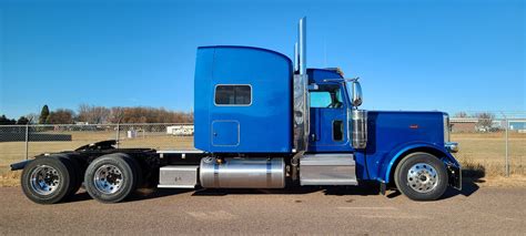 SOVEREIGN BLUE NEW STAND UP JUST IN TODAY! - Peterbilt of Sioux Falls