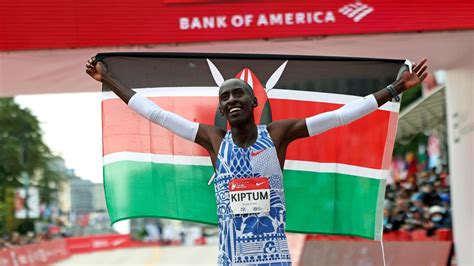 Kelvin Kiptum, Who Set the Marathon World Record in Chicago, Dies in ...