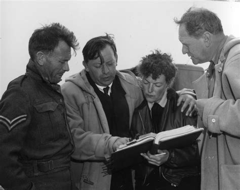 Dunkirk - Behind the scenes image 21 | Confusions and Connections