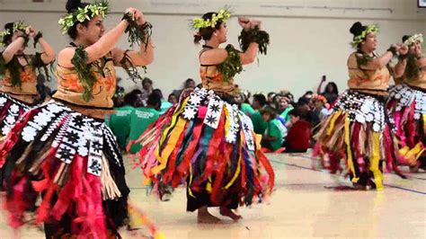 Tuvalu Women - A Contribution To Development