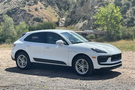 2022 Porsche Macan Review: The Base Model Is Just Fine - CNET