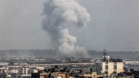 War on Gaza: Israeli forces pummel Khan Younis, killing 20 outside al ...