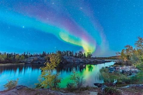 Yellowknife Northern Lights Season | Shelly Lighting