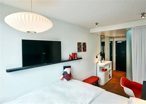 CITIZENM MIAMI BRICKELL HOTEL $179 ($̶1̶8̶9̶) - Updated 2023 Prices ...