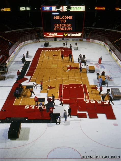 Chicago Stadium staffers transform the #Bulls' hardwood court into ...