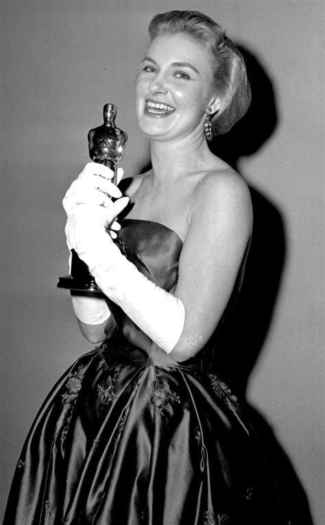 Joanne Woodward from 50 Years of Oscar Dresses: Best Actress Winners From 1954 - 2014 | E! News