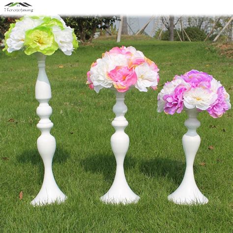 White Metal Candle Holders 50cm/20'' Stand Flowers Vase Candlestick As Road Lead Candelabra ...