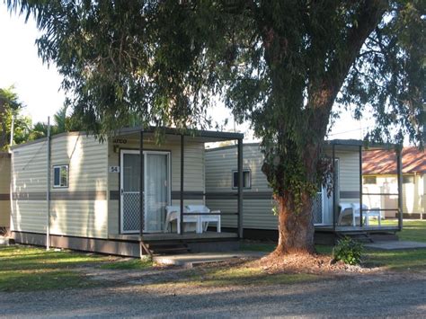 Aukaka Caravan Park - Nambucca Heads Budget cabin accommodation