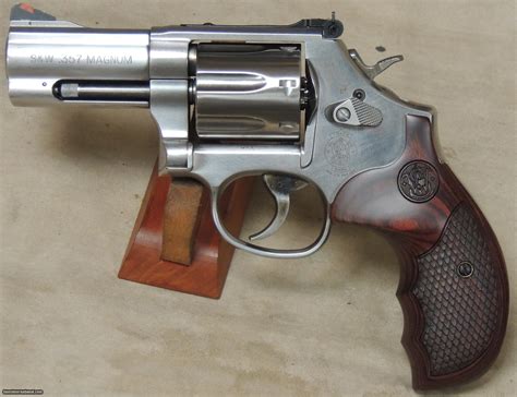 Smith & Wesson Model 686 Plus Deluxe .357 Magnum Caliber Revolver NIB S/N DEE7217