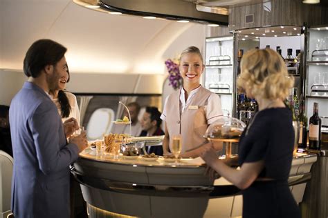 Emirates to Unveil New A380 Onboard Lounge