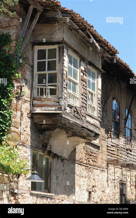 Traditional turkish house hi-res stock photography and images - Alamy