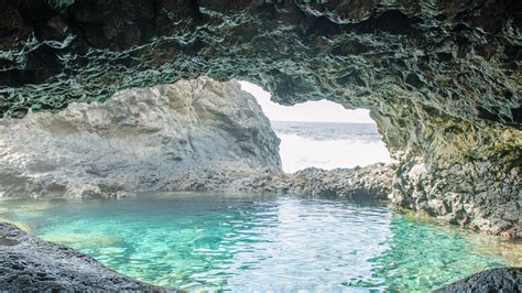 El Charco Azul de El Hierro: una piscina natural dispuesta a enamorarte | Traveler