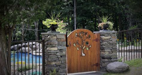 Entry Gate to Pool Area | Rustic pergola, Entry gates, Cedar pergola