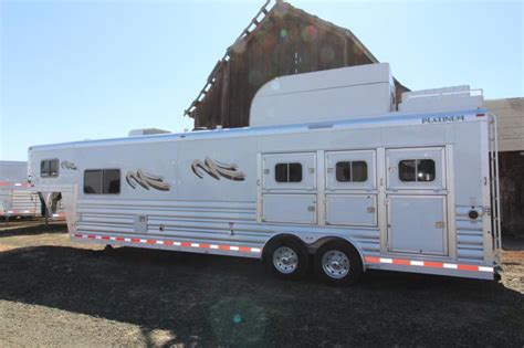 2020 Platinum 12' SW Outlaw Interior-3 Horse Trailer Reverse Slant Side ...