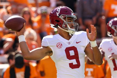 2023 NFL Draft Profile: Alabama Quarterback Bryce Young - Sports Illustrated Alabama Crimson ...