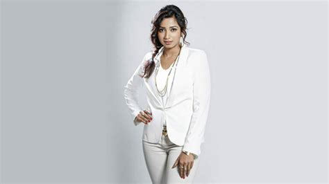 Shreya Ghoshal Height, Weight, Age, Husband, Biography & More ...