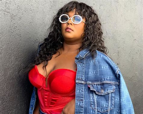 25 of Lizzo's Best Outfits for All the Style Inspiration You Need