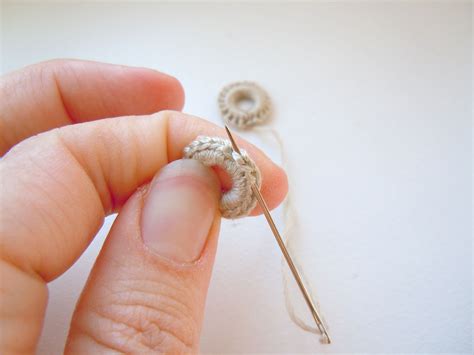 Suzi of the Stars: Crochet Ring Necklace Tutorial