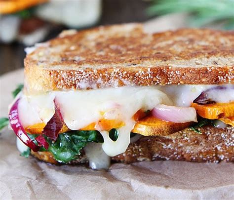 Delicious Grilled Cheese Recipes: Easy & Healthy Options