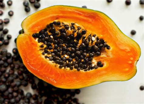 Health benefits of Papaya seeds for full body detox - Theayurveda