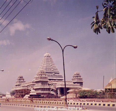 Chhatarpur Temple Complex | itslife.in