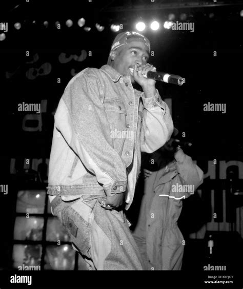 Tupac shakur Black and White Stock Photos & Images - Alamy