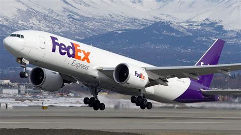 FedEx Logo Review - Gareth David Studio Blog