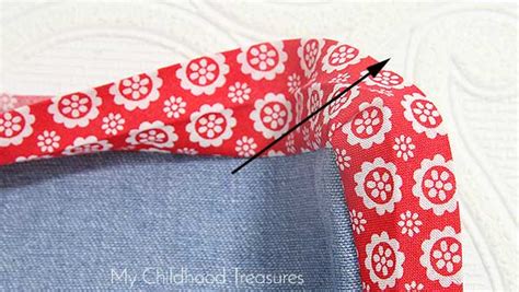 How to Sew Bias Tape Corners - Mitered Corners | TREASURIE