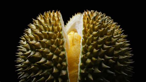 Durian Cake: The Delicious Treat Made From A Super Smelly Ingredient