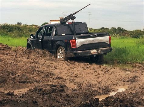 F-150 used by the Mexican Cartel fitted with a .50 Cal Machine Gun : r ...