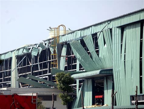 At least 17 dead, 33 injured at factory explosion in southern China ...