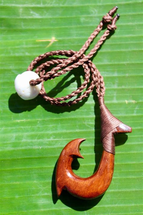 Fish Hook Necklace - Maui Hands