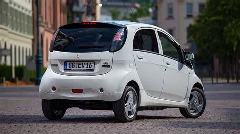 Mitsubishi i-MiEV (2015-2018) price and specifications - EV Database