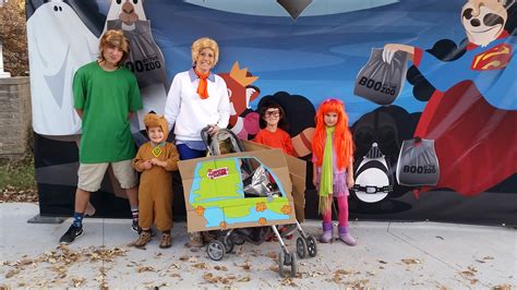 DIY Scooby Doo Gang Family Costumes - Costume Yeti