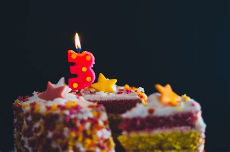 Free Images : food, dessert, birthday cake, yellow, icing, buttercream, cake decorating ...