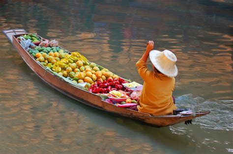 Damnoen Saduak Floating Market - Tour Thailand’s Popular Floating ...