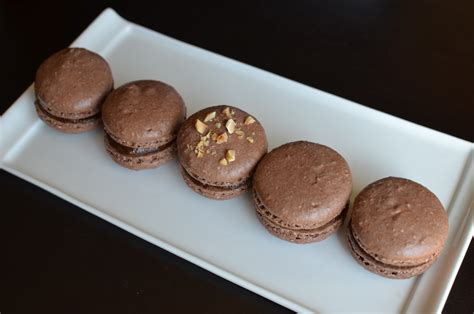Playing with Flour: Chocolate-hazelnut macarons
