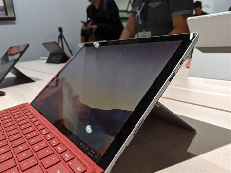 Hands on with the Microsoft Surface Pro 7: Ice Lake looks promising | PCWorld