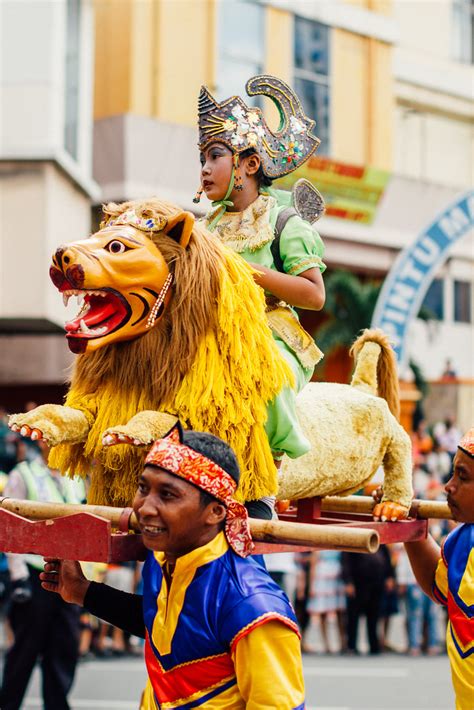 Mengenal Kesenian Sisingaan Khas Jawa Barat | infobudaya.net