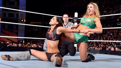 WWE Fastlane 2016: Charlotte vs. Brie Bella - Divas Championship Match ...