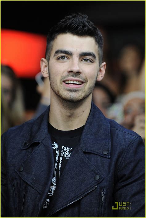 Joe Jonas: New Music Live! | Photo 425648 - Photo Gallery | Just Jared Jr.