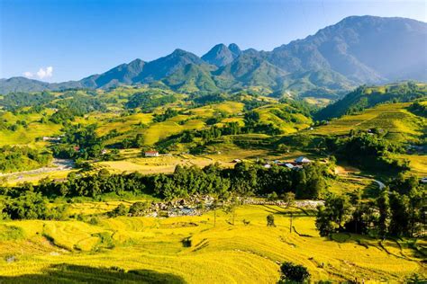 Sapa to Tam Duong Sunday Market Tour: 3 days from Sapa