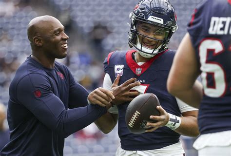 Texans become 1st team since 2012 to make playoffs with rookie HC and ...