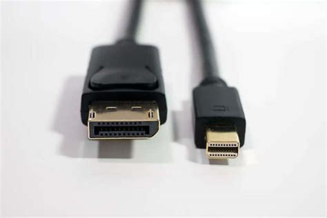 VGA vs DVI vs Displayport vs HDMI Cables compared - Spacehop