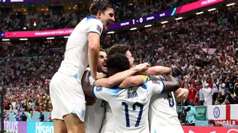 England roar to score three goals against Senegal and enter quarter ...