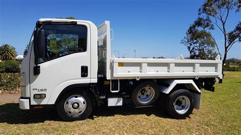 2019 ISUZU NLR 55-150 MANUAL TRI-TIPPER TRUCK - JTFD5073456 - JUST TRUCKS