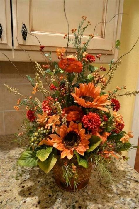 Thanksgiving Decoration Centerpiece Ideas with Flowers_26 | Fall flower arrangements ...