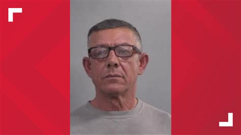 Man arrested after stealing woman's underwear, smelling her clothes | whas11.com