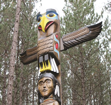 Totem pole shares stories about Algonquin culture | Bancroft this Week